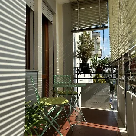 Blue Rosa Flat Apartment *